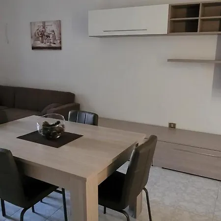 Casale Con Torre 1 * Genazzano